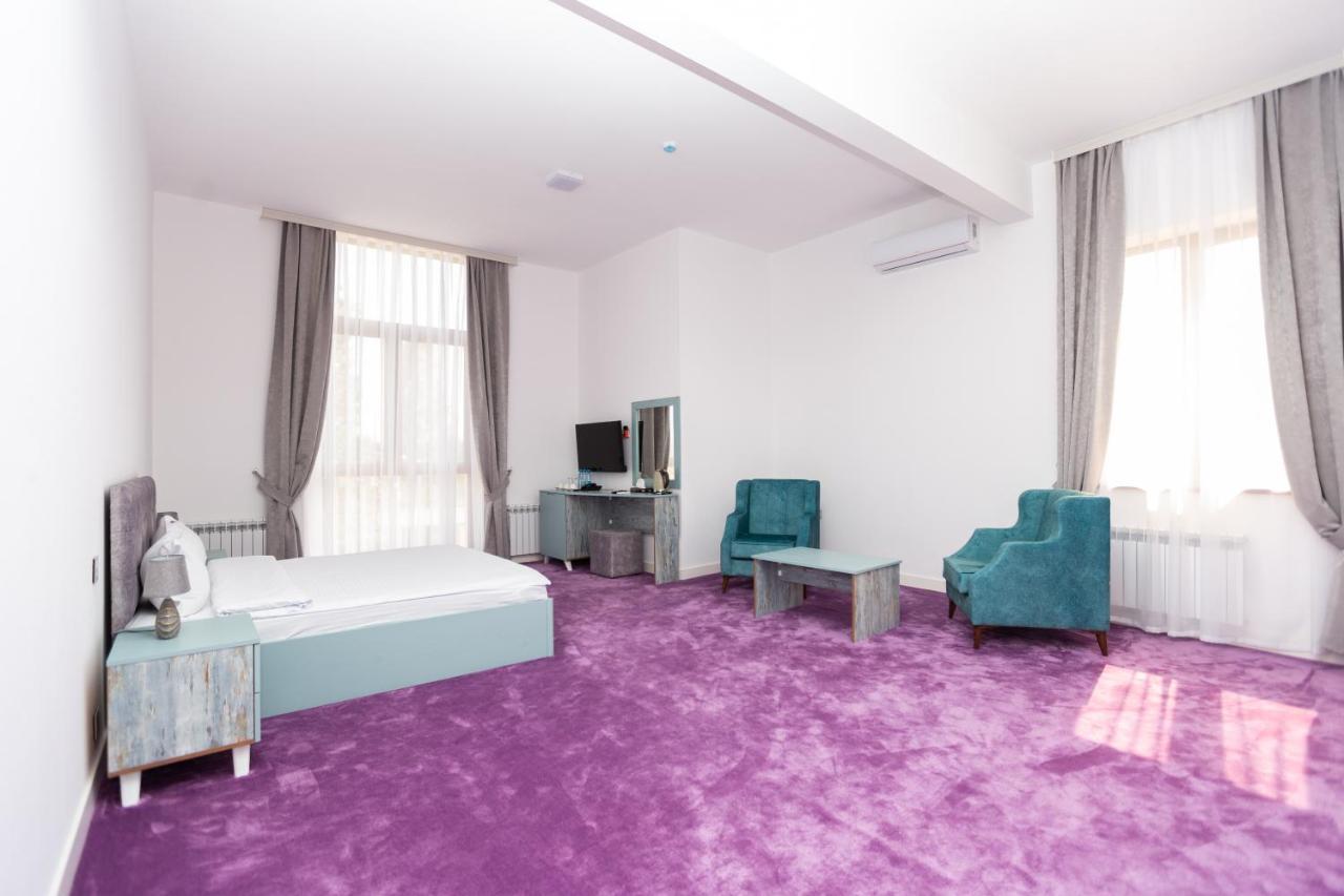 Maricel Astara Resort Hotel ภายนอก รูปภาพ